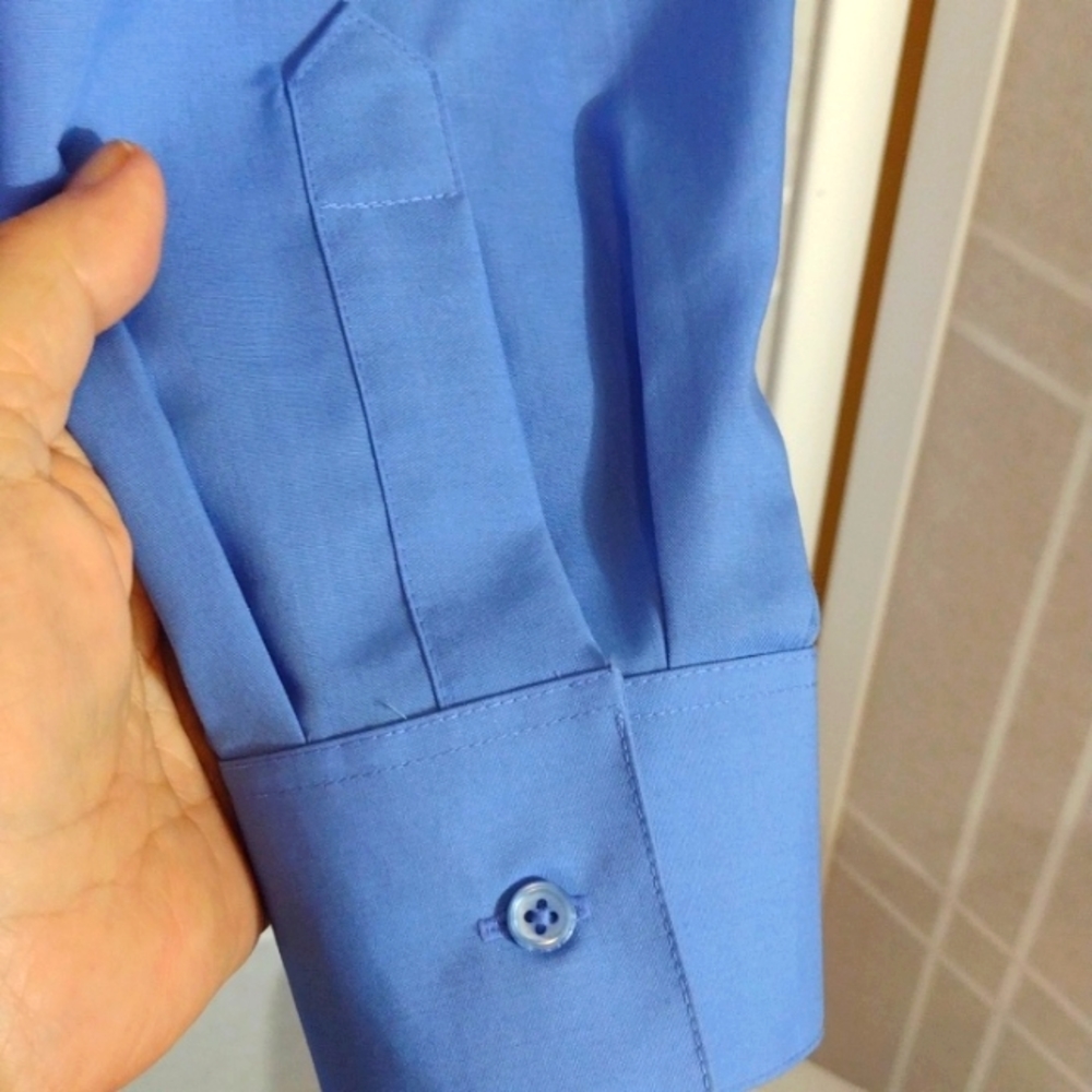 Foxcroft wrinkle-free blue button-down tunic 14 - Picture 2 of 6